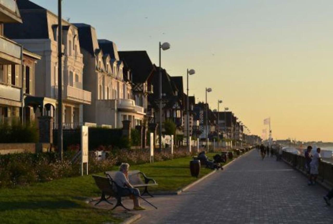 Port-Guillaume, Residence De Vacances Avec Mer & Piscine 滨海迪沃 外观 照片